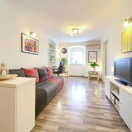 Apartament Center